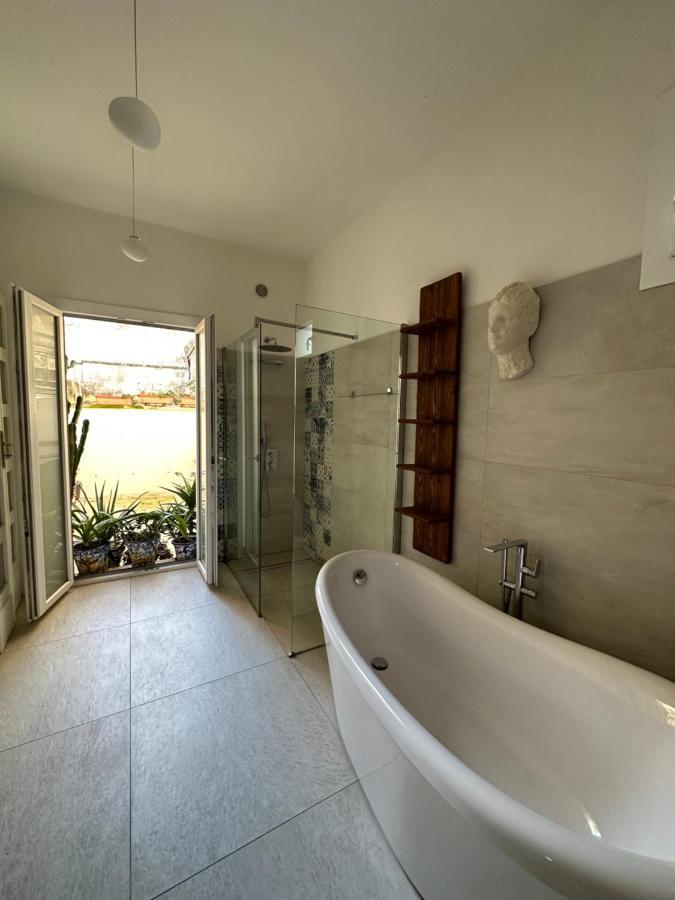Charming Apt With Baroque View - Lecce Kültér fotó